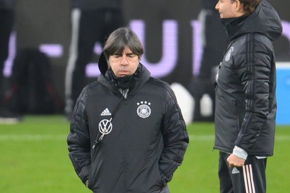 Bundestrainer Joachim Löw beim Abschlusstraining in Leipzig.