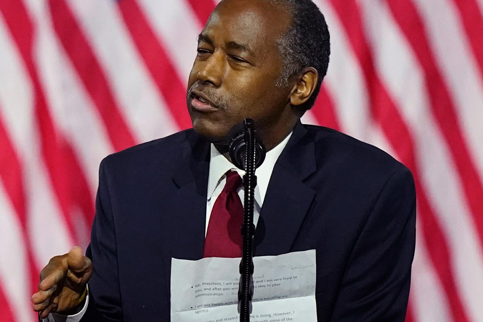 Ben Carson: Der Bauminister musste ins Krankenhaus.