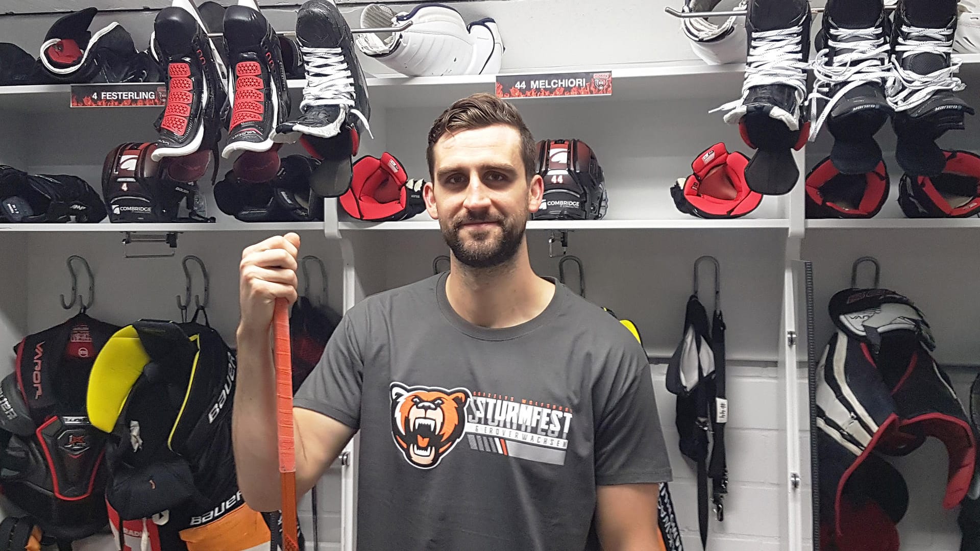 Julian Melchiori: Der Defensivspieler geht künftig für die Grizzlys aufs Eis.