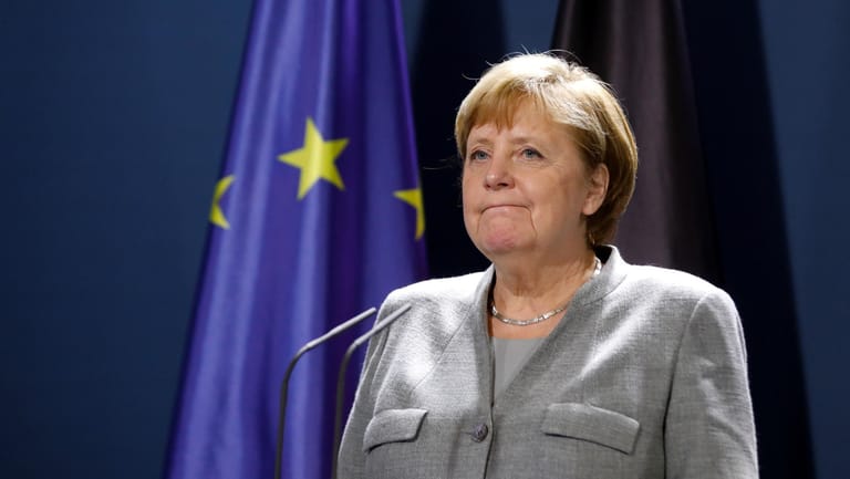 Kanzlerin Angela Merkel nach der EU-Videokonferenz: Die EU-Spitzen wollen mehr Kontrollen an der Außengrenze.