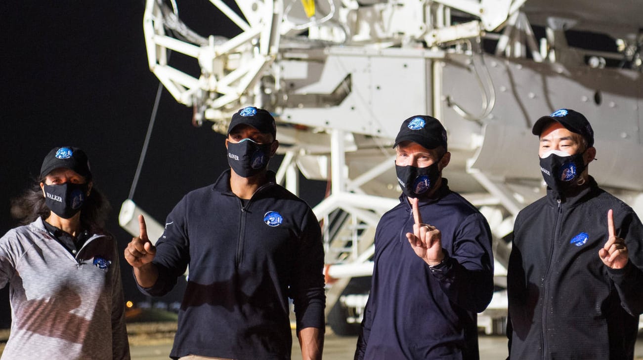 Shannon Walker, Victor Glover, Mike Hopkins und Soichi Noguchi (v.l.): Die vier Astronauten werden mit einer SpaceX-Rakete zur ISS fliegen. Shannon Walker, Victor Glover, Mike Hopkins und Soichi Noguchi (v.l.): Die vier Astronauten werden mit einer SpaceX-Rakete zur ISS fliegen.