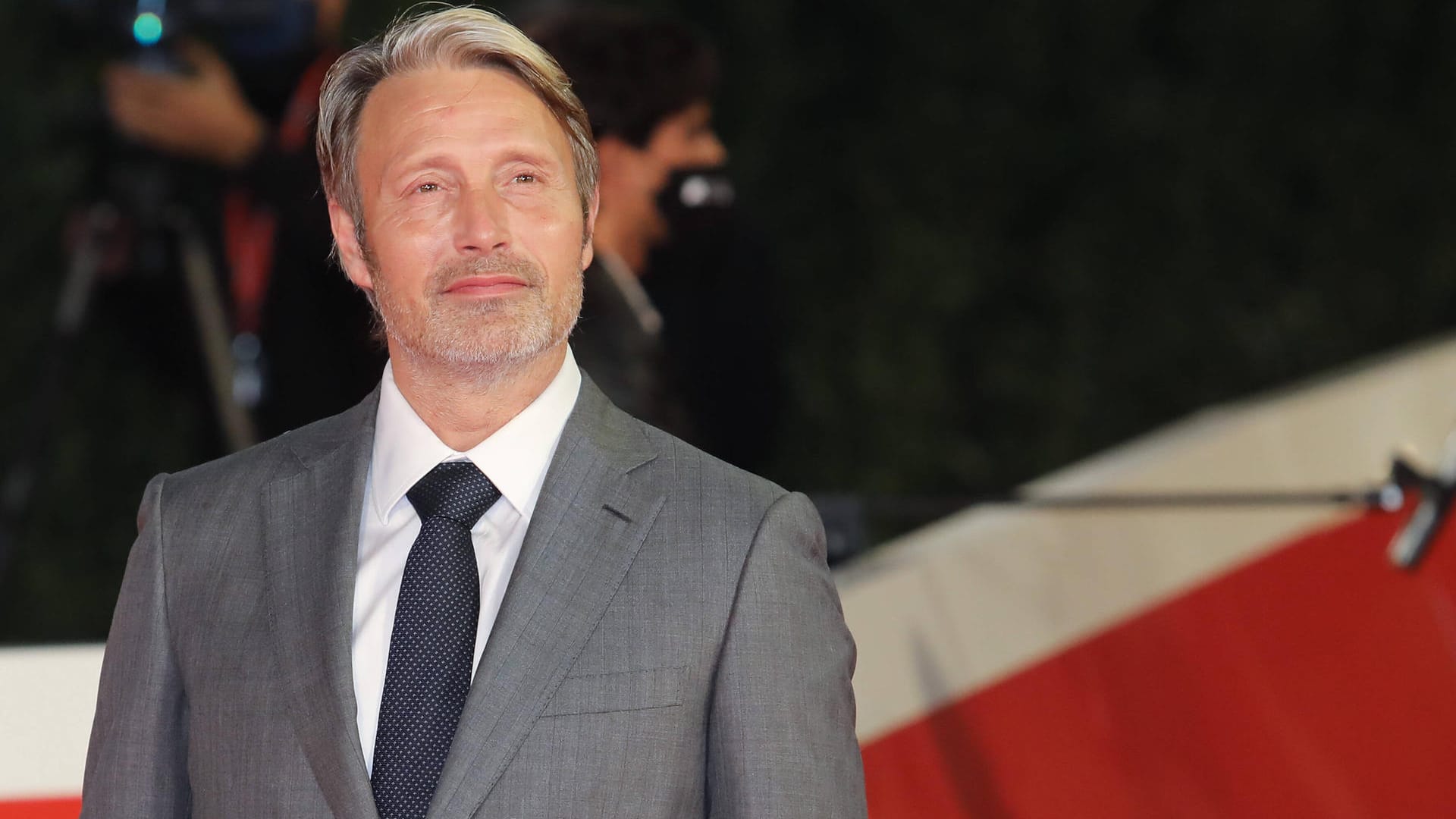 Mads Mikkelsen: Spielt er künftig den Bösewicht Grindelwald?