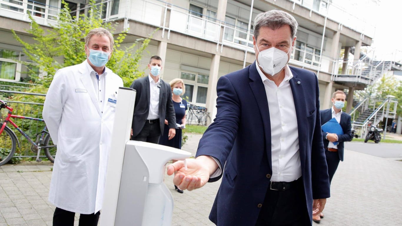 Markus Söder besuchte das Nürnberger Klinikum im September: Die Corona-Pandemie setzt dem Krankenhaus schwer zu.