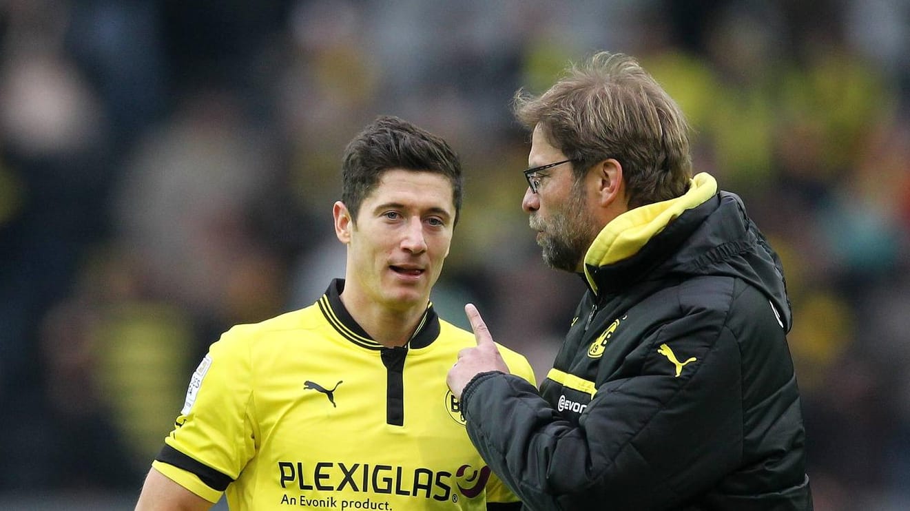 Robert Lewandowski (li.) spielte zwischen 2010 und 2014 unter Trainer Jürgen Klopp (re.) beim BVB.