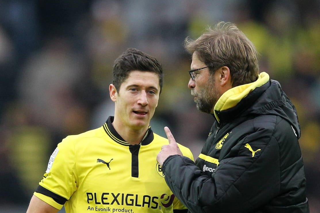 Robert Lewandowski (li.) spielte zwischen 2010 und 2014 unter Trainer Jürgen Klopp (re.) beim BVB.