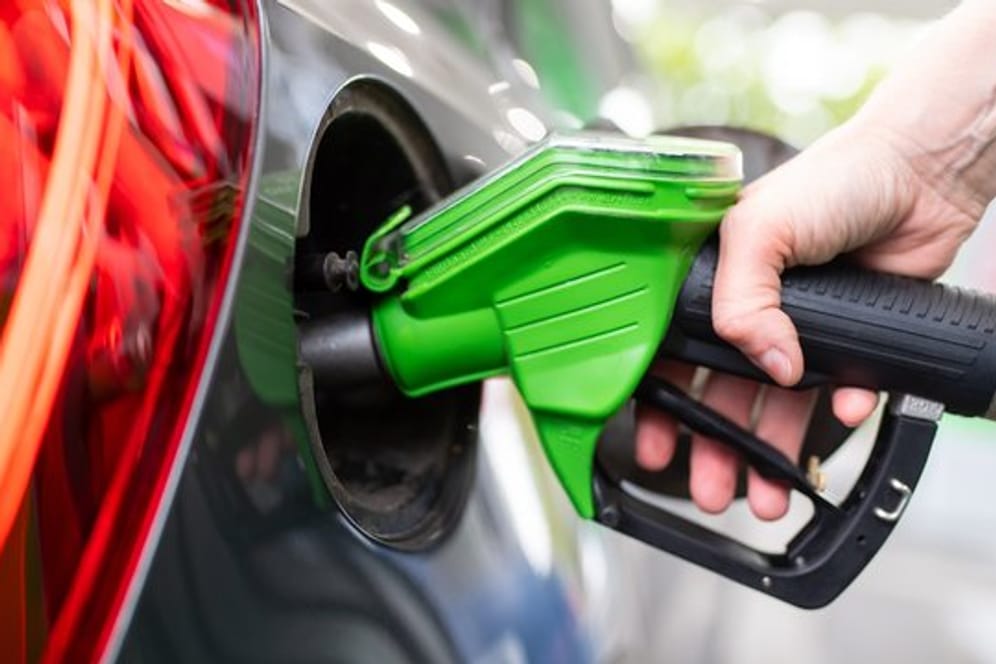 Benzin und Diesel werden wieder teurer.