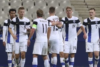 Underdog Finnland gewann überraschend bei Weltmeister Frankreich.