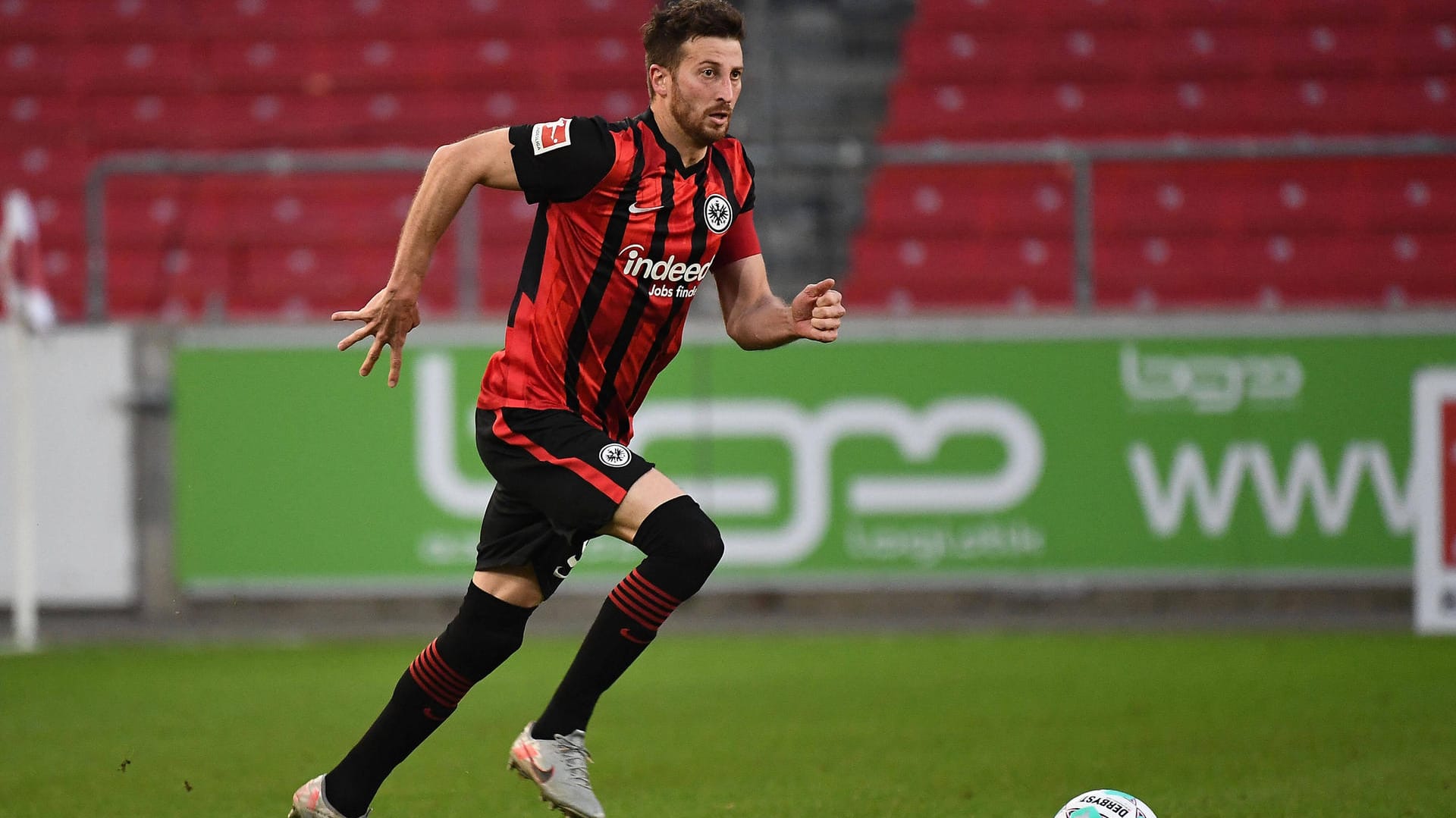 Routinierter Innenverteidiger: David Abraham spielt seit 2015 für Eintracht Frankfurt. Routinierter Innenverteidiger: David Abraham spielt seit 2015 für Eintracht Frankfurt.
