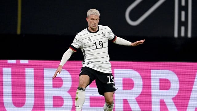 Bereitet bei seinem Länderspiel-Debüt den Siegtreffer vor: Philipp Max.