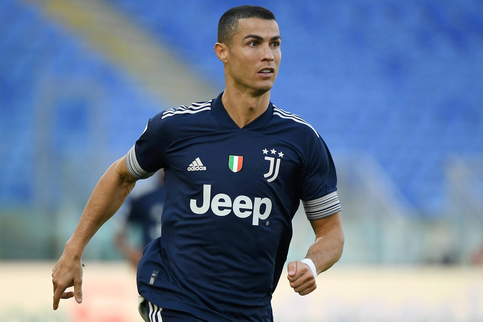 Cristiano Ronaldo: Der Juve-Spieler wird wohl wieder bei Ex-Klub Manchester United gehandelt.