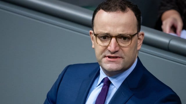 Jens Spahn: Der Bundesgesundheitsminister schließt Feiern im Corona-Winter aus.