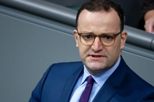 Jens Spahn: Der Bundesgesundheitsminister schließt Feiern im Corona-Winter aus.