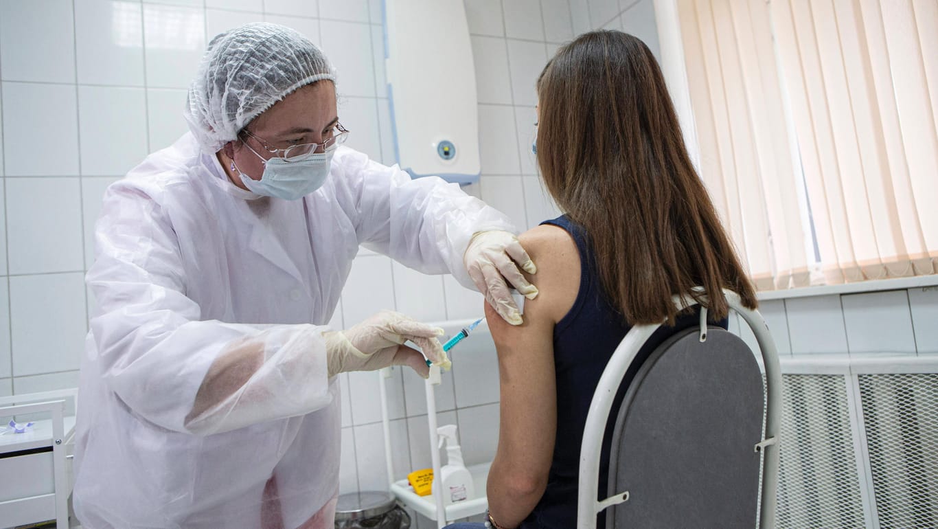 Corona-Impfstoff: Russland will bald mit Massenimpfungen beginnen.