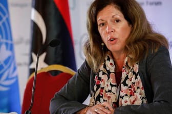 Stephanie Williams, die UN-Sonderbeauftragte für Libyen: innerhalb von 18 Monaten sollen in dem Land Wahlen abgehalten werden.