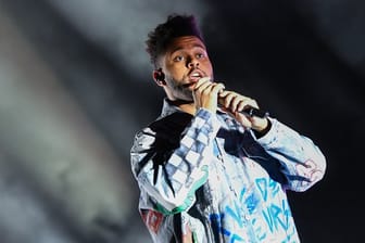 Der kanadische Musiker The Weeknd soll beim nächsten Super Bowl für msuikalische Unterhaltung sorgen.