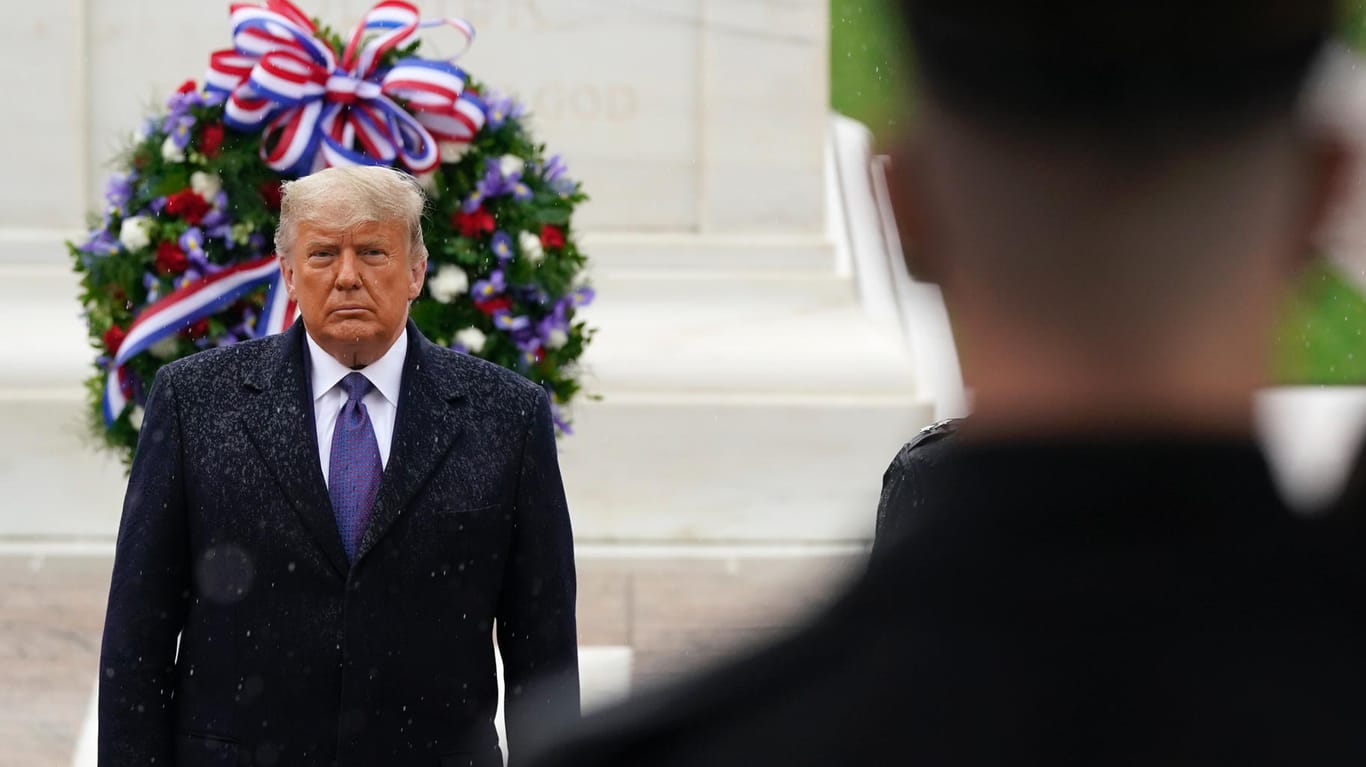 Donald Trump am Tag der Veteranen: Was will der Präsident mit seinen Getreuen im Pentagon?