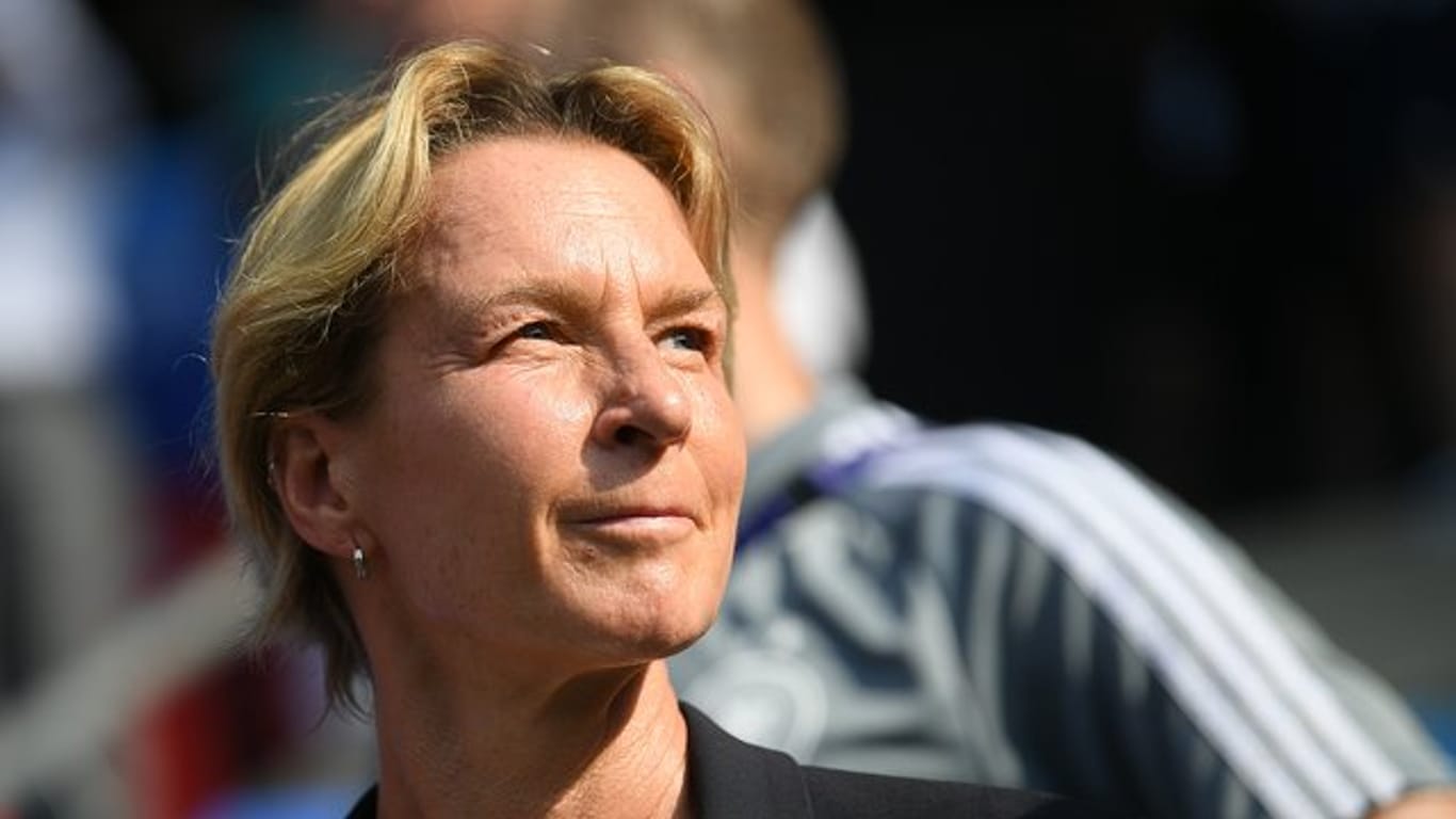 Freut sich auf das Topspiel der Frauen-Bundesliga: Bundestrainerin Martina Voss-Tecklenburg.