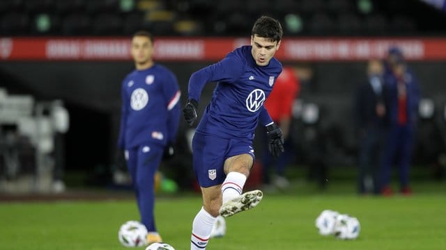 Gab sein Debüt in der US-Nationalmannschaft: Giovanni Reyna. Gab sein Debüt in der US-Nationalmannschaft: Giovanni Reyna.