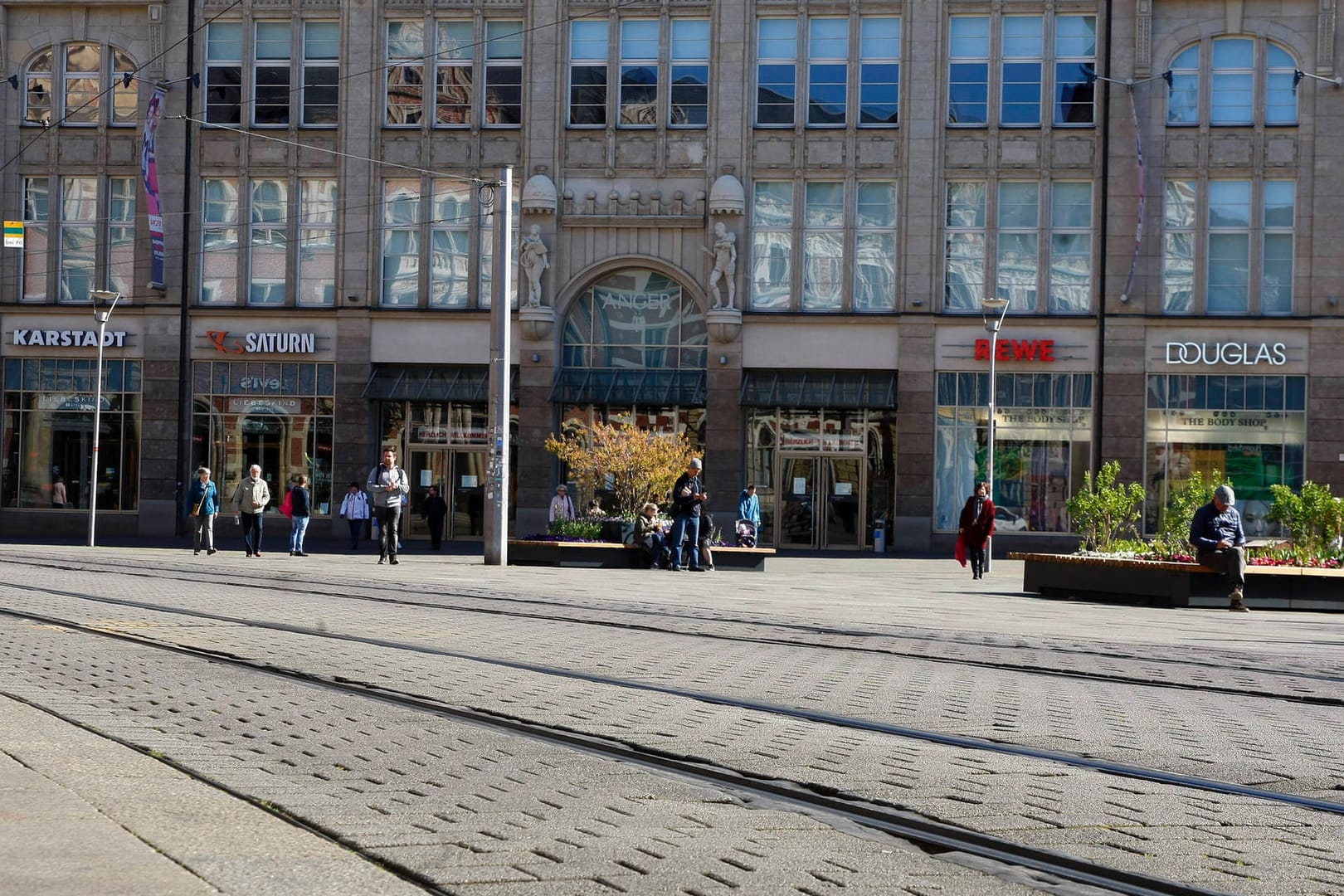 Blick auf das Einkaufszentrum Anger 1 in Erfurt (Symbolbild): Einzelhändler leiden stark unter den Auswirkungen der Corona-Pandemie.