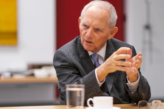 "So mies kann die deutsche Politik mit ihrer Strategie nicht sein": CDU-Politiker Schäuble zu t-online.