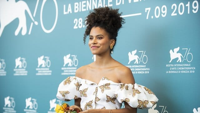 Schauspielerin Zazie Beetz wird in dem geplanten Action-Thriller "Bullet Train" mitspielen. Schauspielerin Zazie Beetz wird in dem geplanten Action-Thriller "Bullet Train" mitspielen.