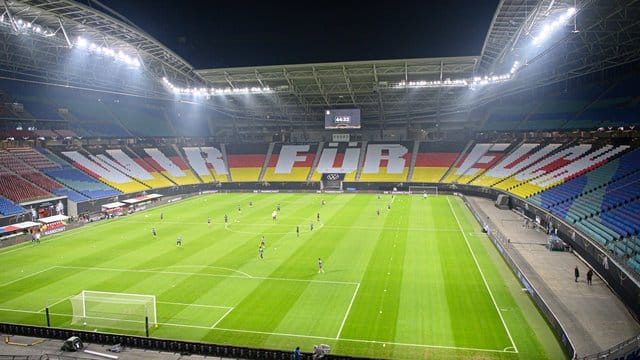 Das Nations-League-Spiel der deutschen Nationalmannschaft gegen die Ukraine findet statt. Das Nations-League-Spiel der deutschen Nationalmannschaft gegen die Ukraine findet statt.