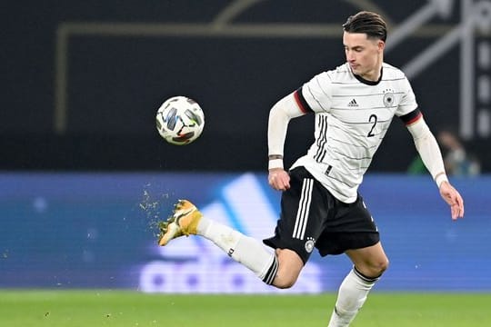 Robin Koch steht gegen die Ukraine in der Startelf.