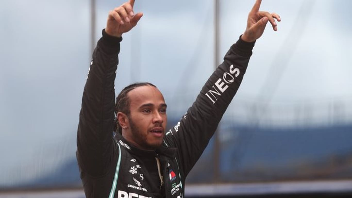 Perfekt: Lewis Hamilton feiert in Istanbul seinen siebten WM-Titel.