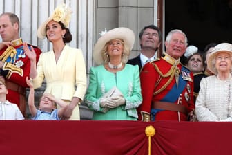Die britische Royal Family: Die neue Staffel von "The Crown" stößt den Mitgliedern ganz offenbar übel auf.