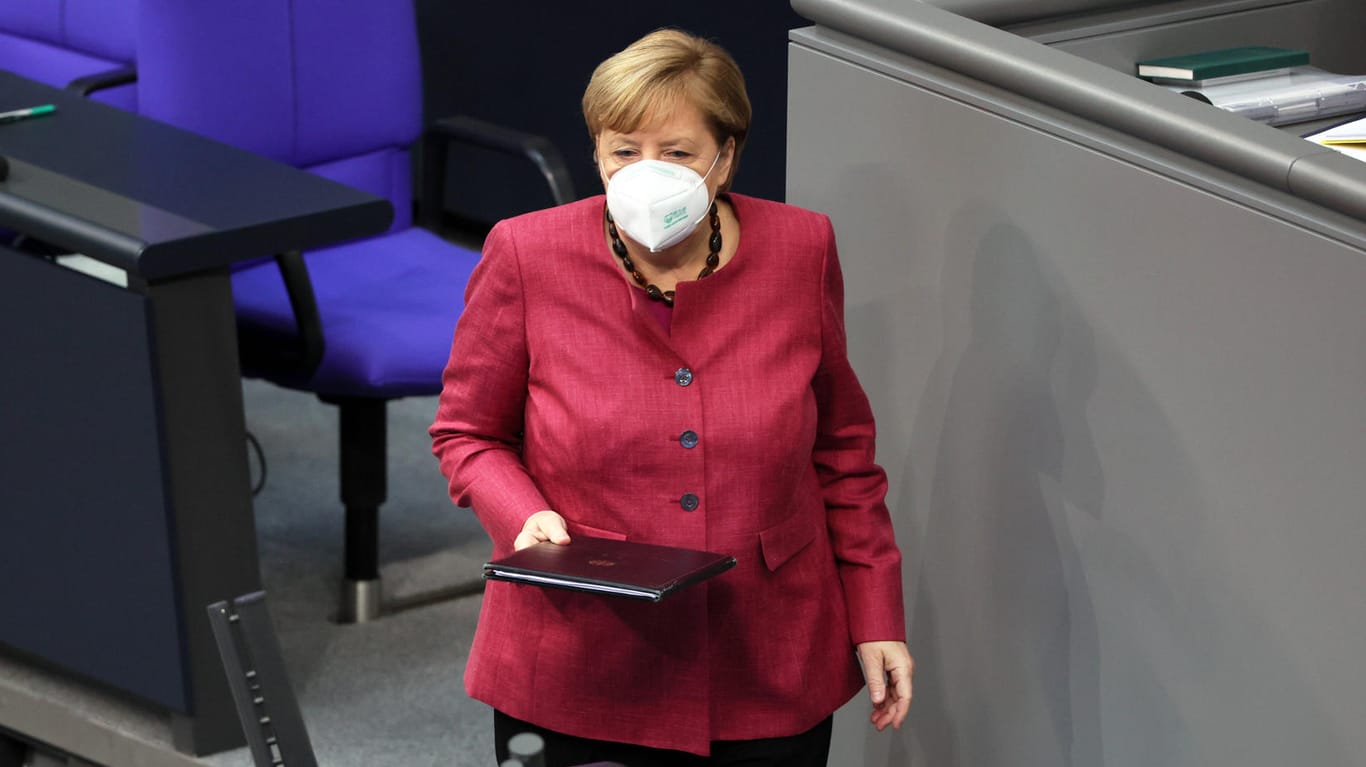 Angela Merkel: Am Montag berät die Bundeskanzlerin mit den Ministerpräsidenten über die Effektivität des Teil-Lockdowns.