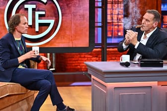 "Täglich frisch geröstet": Olaf Schubert und Ralf Möller in der Auftaktsendung der neuen RTL-Show.