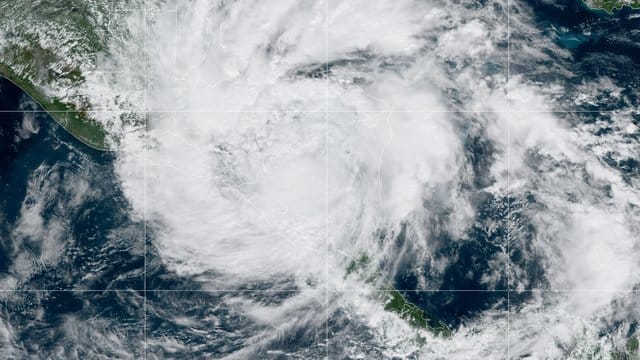 Als Hurrikan der Kategorie vier traf "Iota" in Nicaragua auf Land. Als Hurrikan der Kategorie vier traf "Iota" in Nicaragua auf Land.
