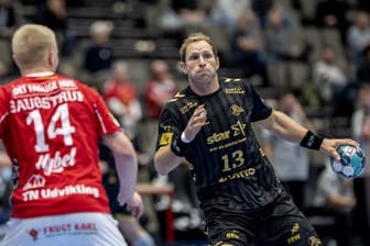 Steht einer Austragung der Handball-WM eher skeptisch gegenüber: Kiels Steffen Weinhold.