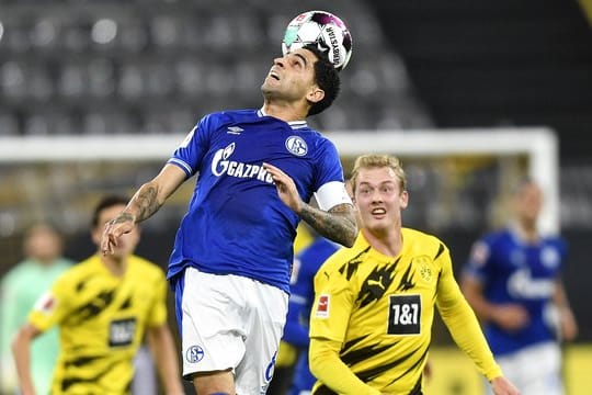 Der Schalker Omar Mascarell (M.