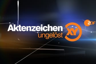 Logo der Sendung "Aktenzeichen XY" (Symbolbild): Am Mittwoch sollen hier zwei Berliner Fälle aufgegriffen werden.