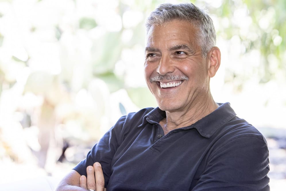 George Clooney: Der 59-jährige Hollywoodstar beschenkte 14 seiner Freunde mit hohen Geldsummen.