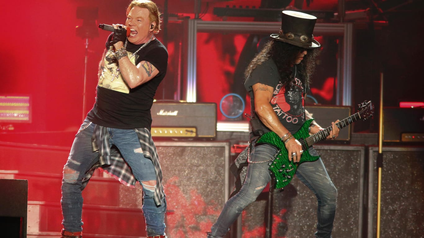 Axl Rose und Slash, von Guns N' Roses: Die Band will durch Australien und Neuseeland touren.