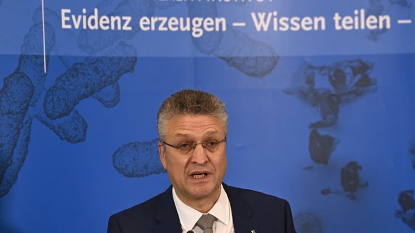Lothar Wieler, Präsident des Robert Koch-Instituts, während einer Pressekonferenz zur aktuellen Situation in der Corona-Pandemie.