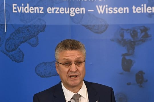 Lothar Wieler, Präsident des Robert Koch-Instituts, während einer Pressekonferenz zur aktuellen Situation in der Corona-Pandemie.