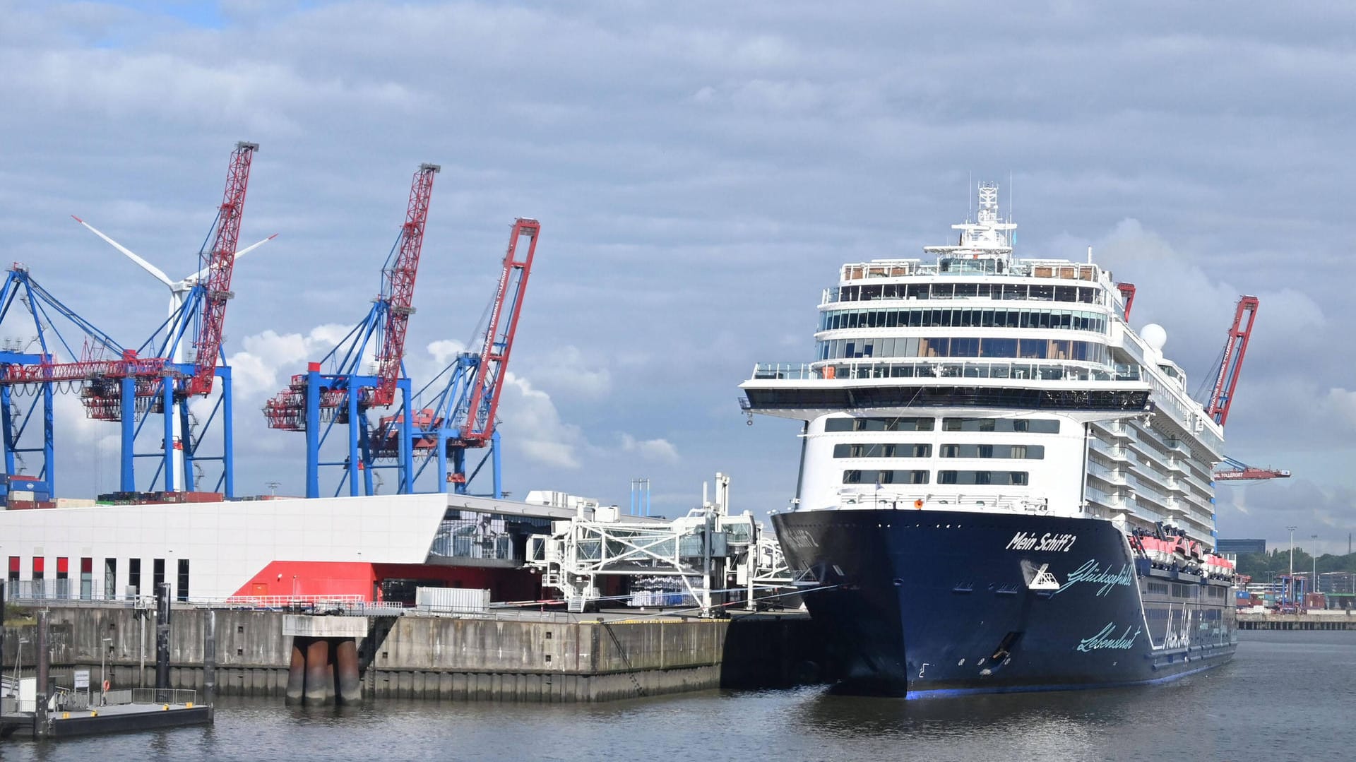 Tui Cruises: Die Reederei sortiert nach der nächsten Saison die "Mein Schiff Herz" aus. "Mein Schiff 2" wird weiterhin für Tui fahren. (Symbolbild)