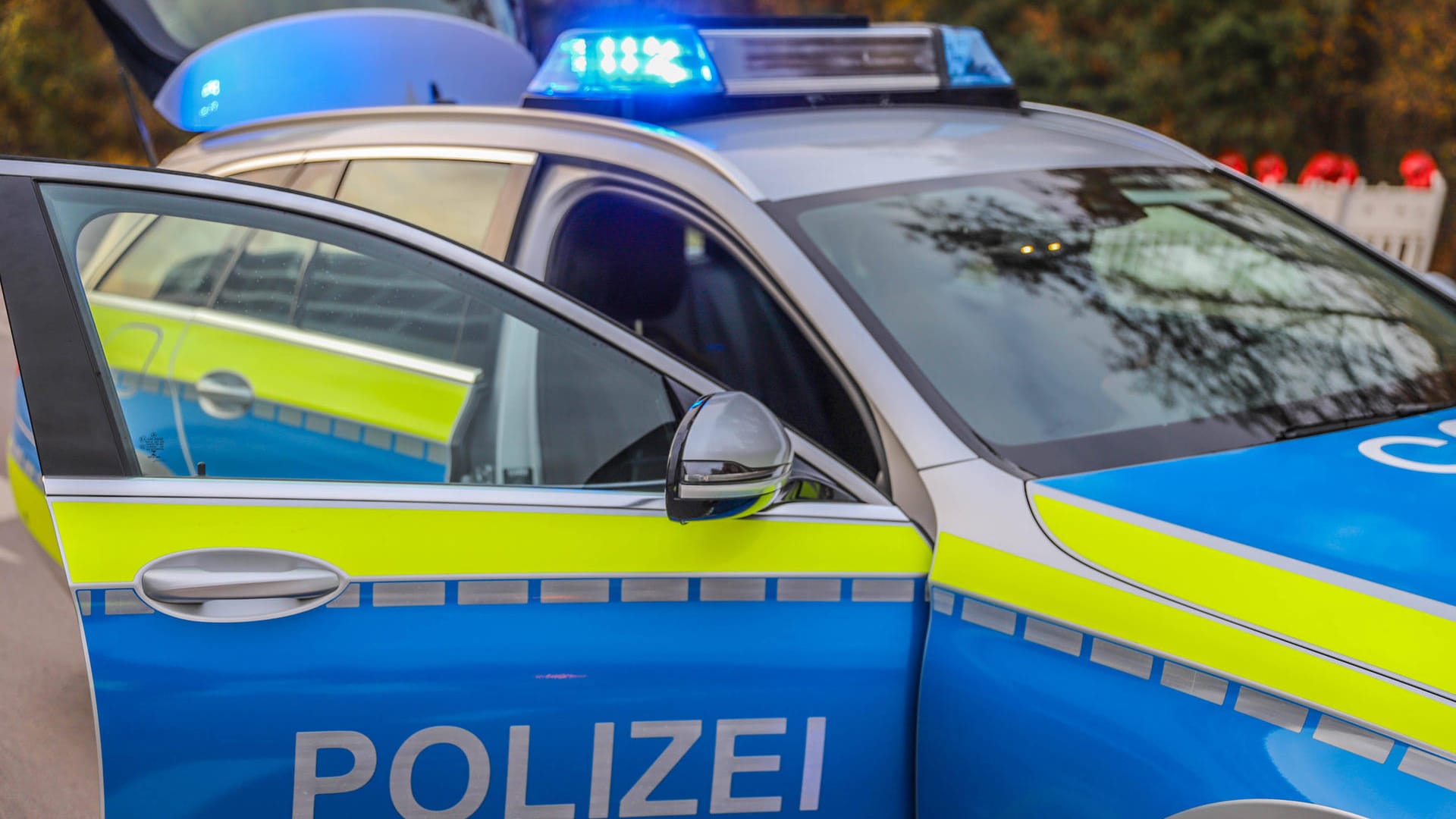 Polizei im Einsatz: In Ahlen musste das SEK einen mit Messern bewaffneten Mann festnehmen.