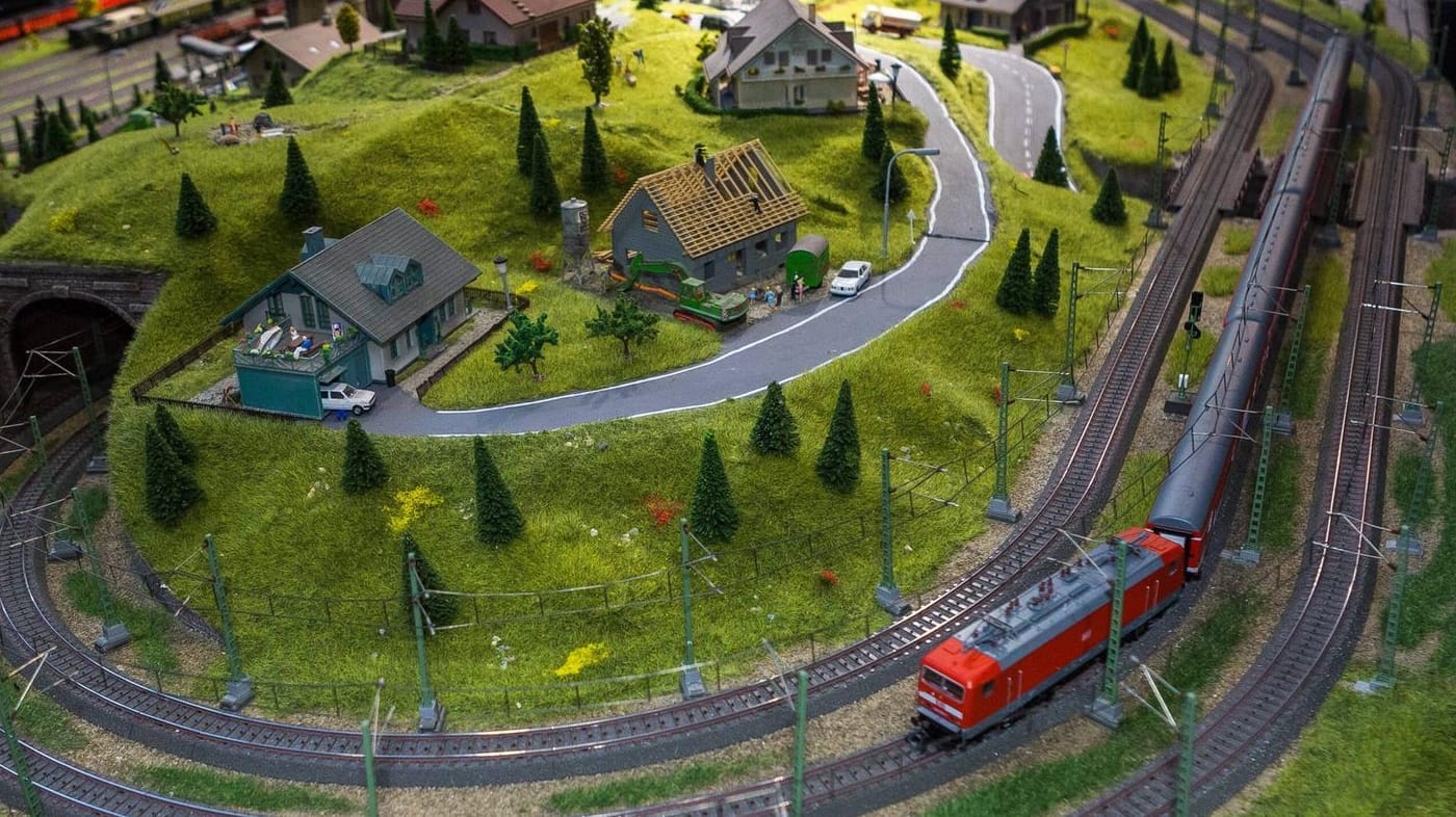 Modelle des Modelleisenbahnbauers Märklin (Archivbild): Das Unternehmen erhält viele Aufträge.