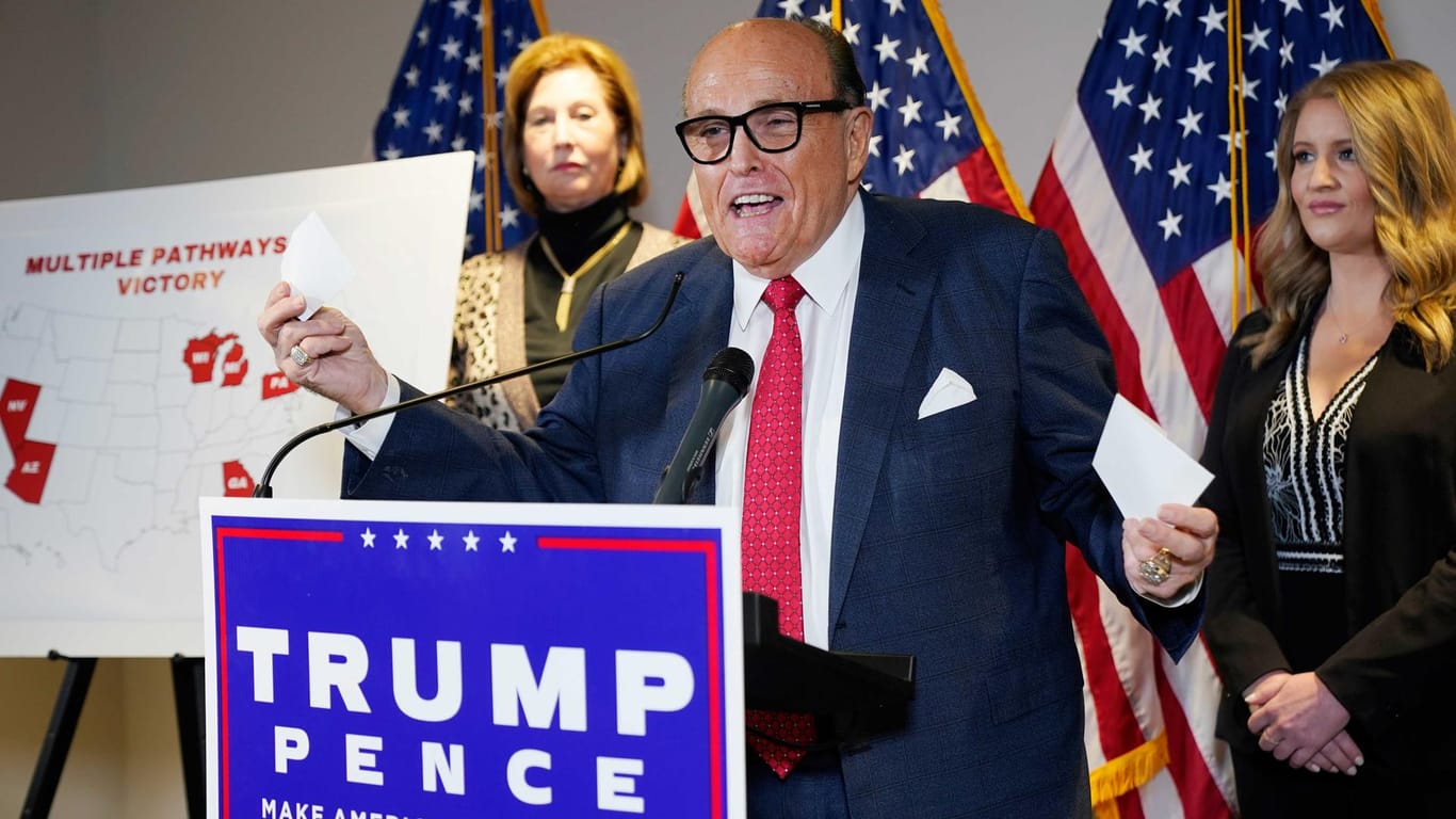 Rudy Giuliani: Der höchst umstrittene Anwalt ist für Trumps Wahlklagen verantwortlich.