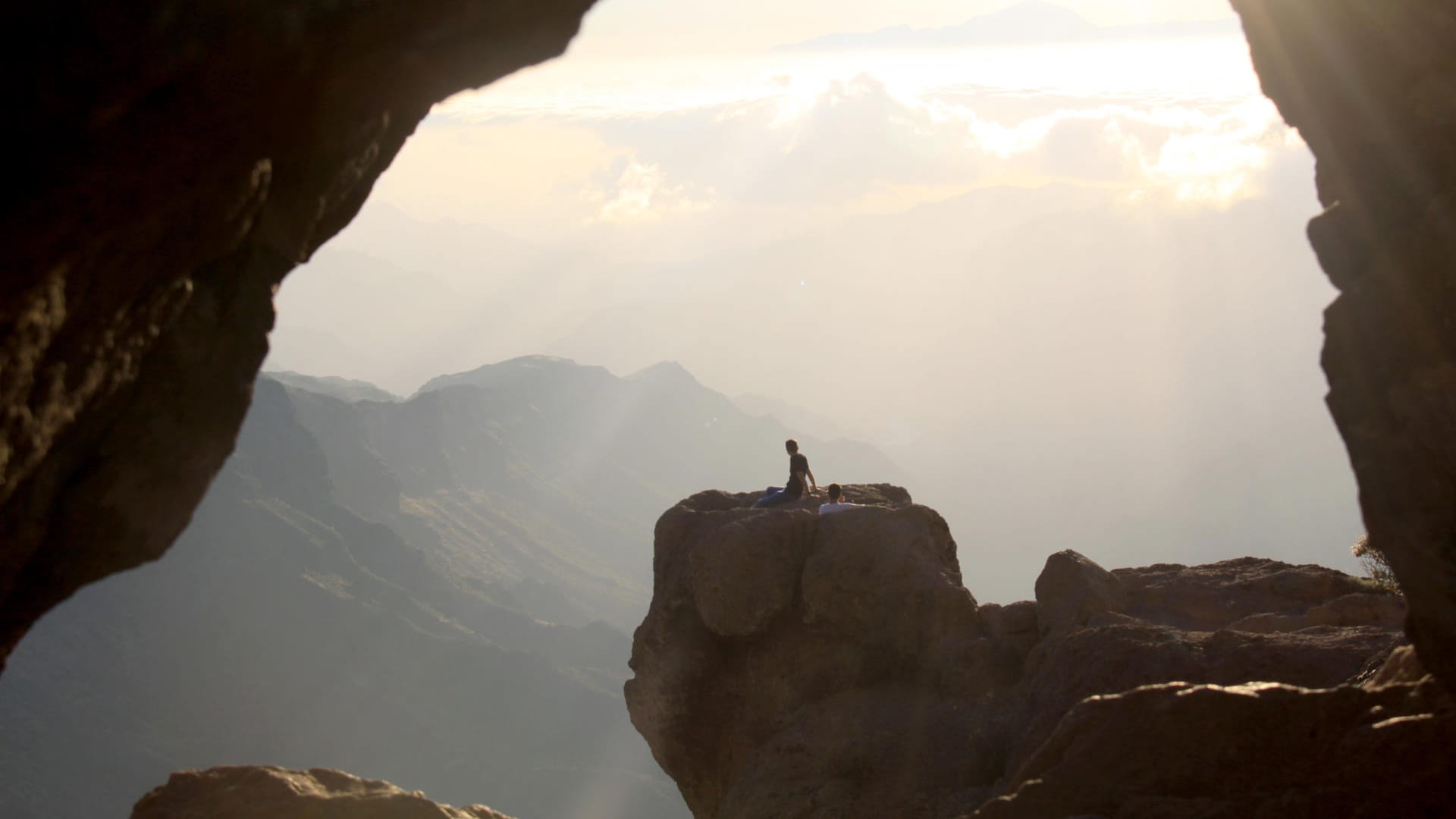 Einsames Vergnügen: Beim Wandern wie hier in der bizarren Bergwelt des Roque Nublo auf Gran Canaria trifft man derzeit nicht auf viele andere Urlauber.