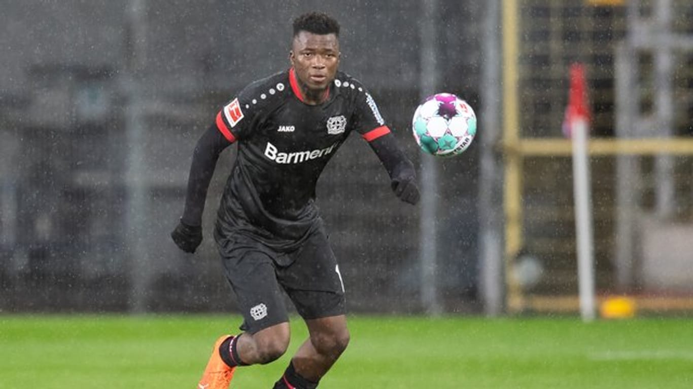 Wurde positiv auf Corona getestet: Leverkusens Edmond Tapsoba.