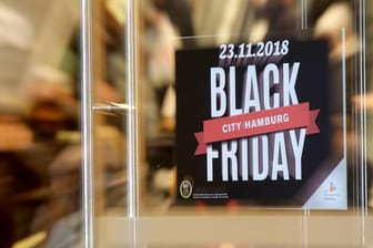 Manche Experten rechnen beim diesjährigen Black Friday mit zurückhaltenden Kunden.