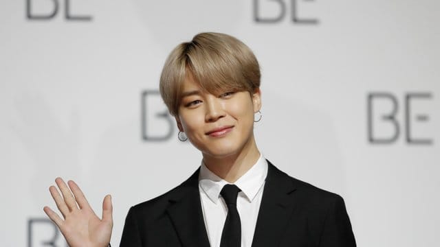 Jimin stellt das neue BTS-Album in Seoul vor.