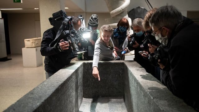 Friederike Seyfried, Direktorin des Ägyptischen Museums in Berlin, zeigte am 21.