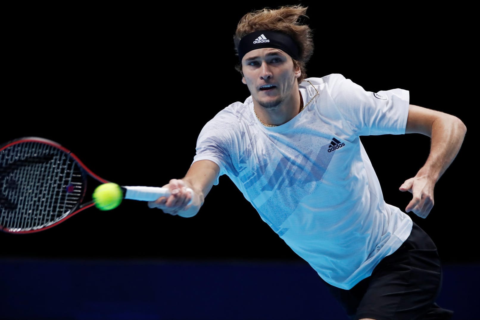 Muss kämpfen: Alexander Zverev im Match gegen Novak Djokovic.