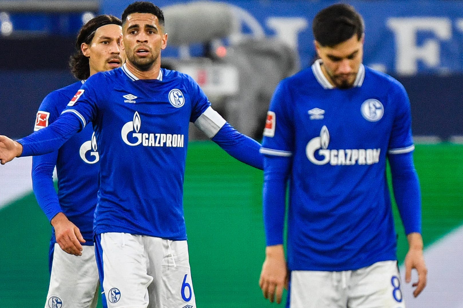 Spieler des FC Schalke 04: Die Knappen kassierten dir fünfte Niederlage.